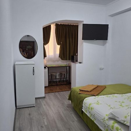 Anna Home Ramnicu Valcea Bagian luar foto