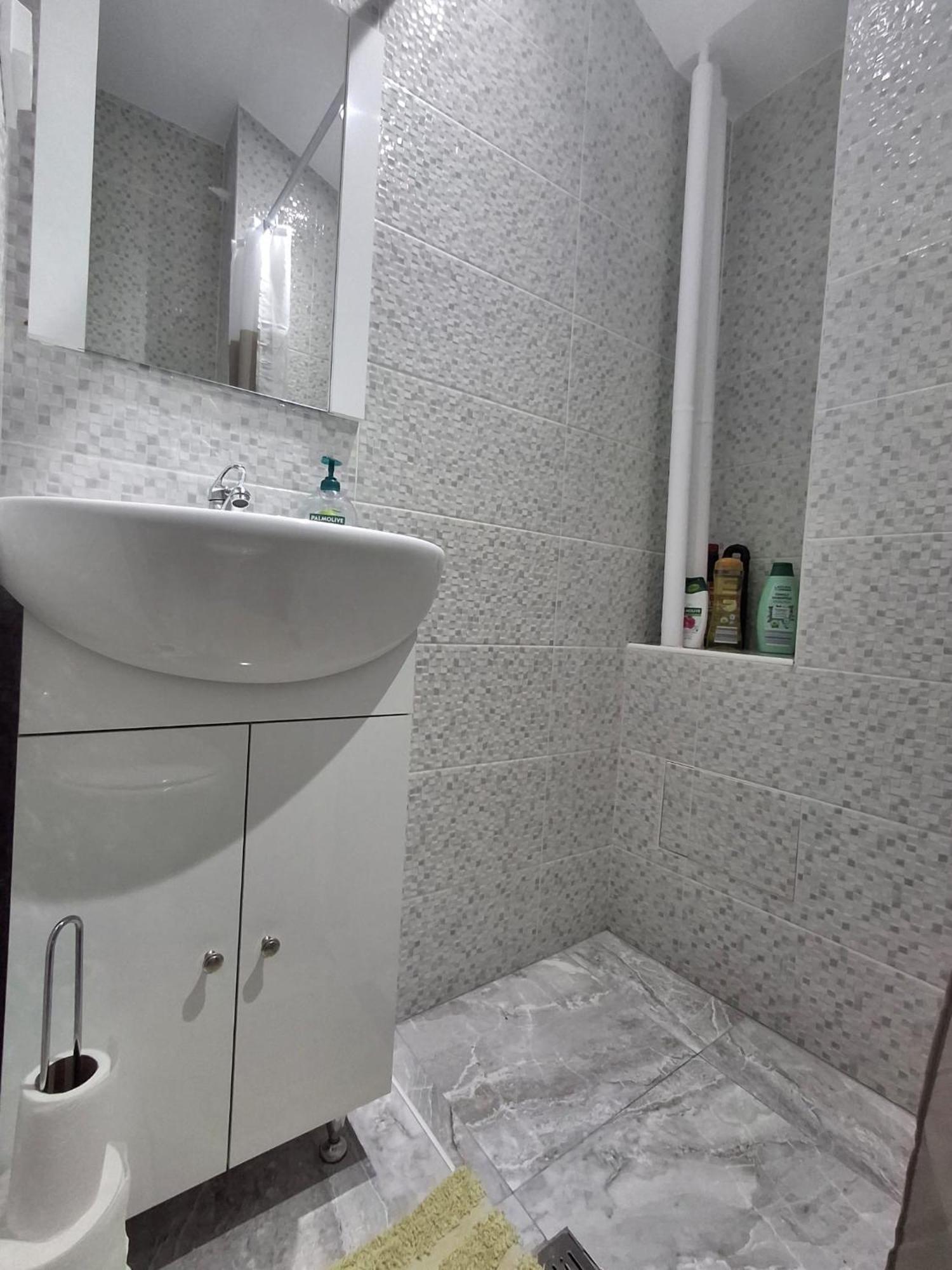 Anna Home Ramnicu Valcea Bagian luar foto